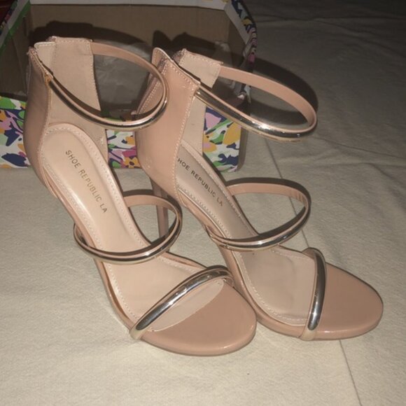 Shoe Republic - High heel Sandals with Back Zip - SIZE 9 - Picture 1 of 3